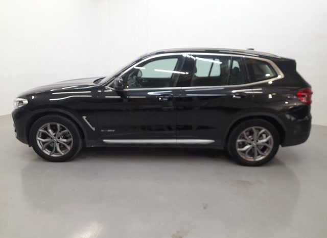 
								BMW X3 xDrive20d lleno									