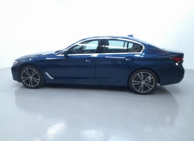 
								BMW Serie 5 520d lleno									