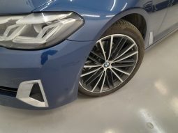 
										BMW Serie 5 520d lleno									