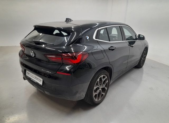 
								BMW X2 xDrive25e lleno									