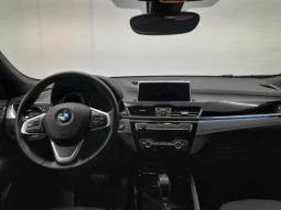 
										BMW X2 xDrive25e lleno									
