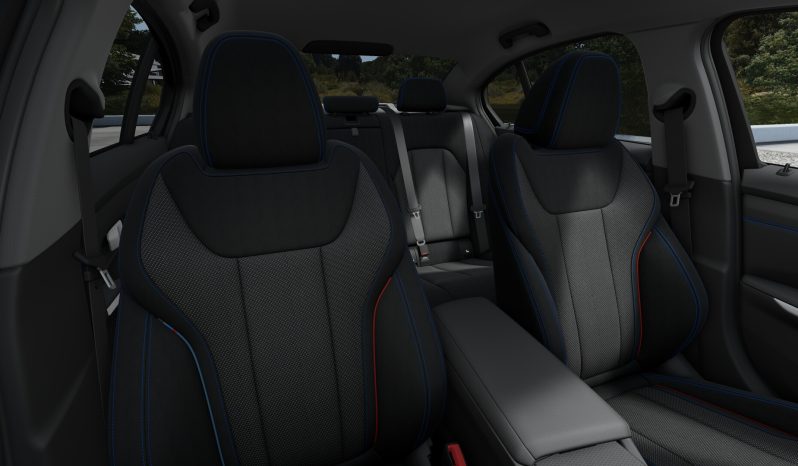 
								BMW 320d Berlina lleno									