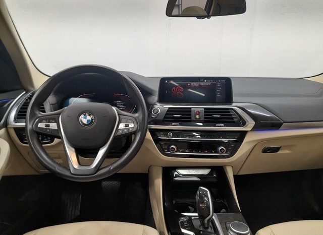 
								BMW X3 xDrive30d lleno									