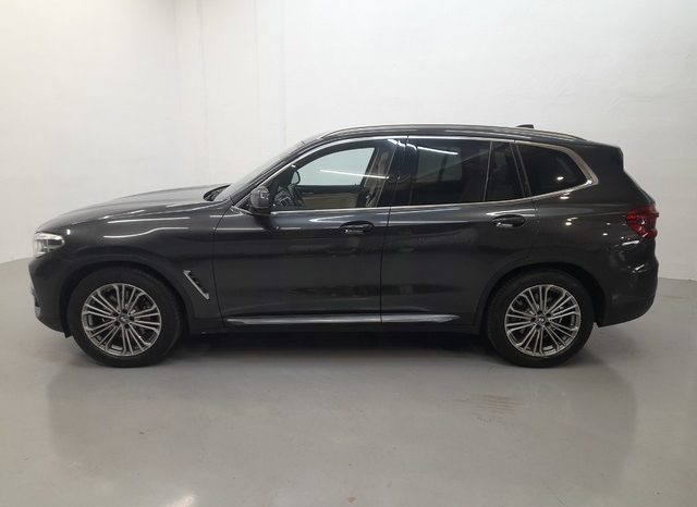 
								BMW X3 xDrive30d lleno									
