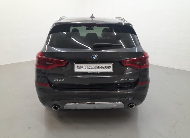 
								BMW X3 xDrive30d lleno									