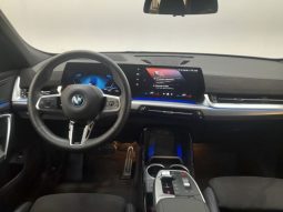 
										BMW iX2 xDrive30 lleno									