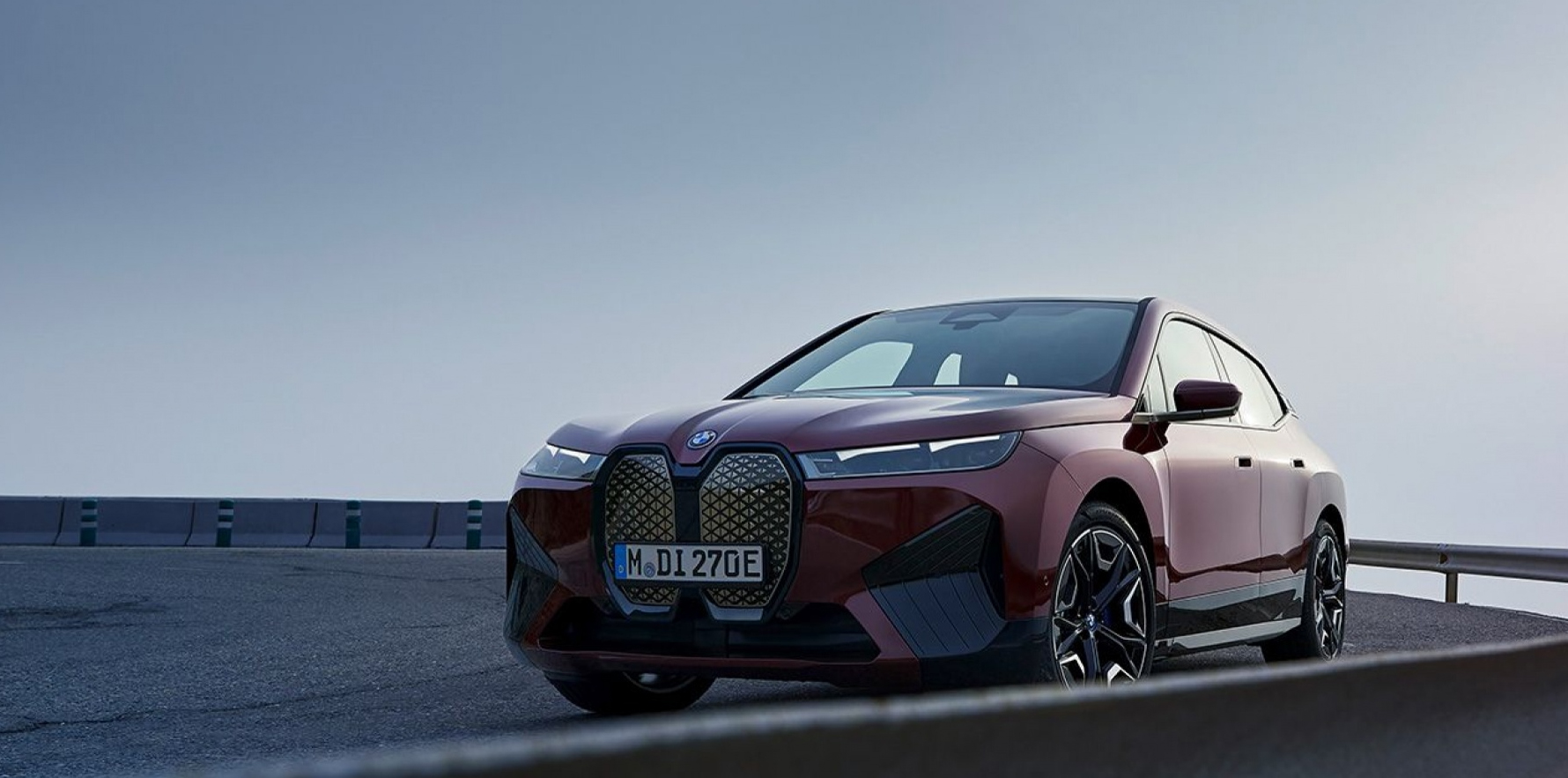 BMW iX